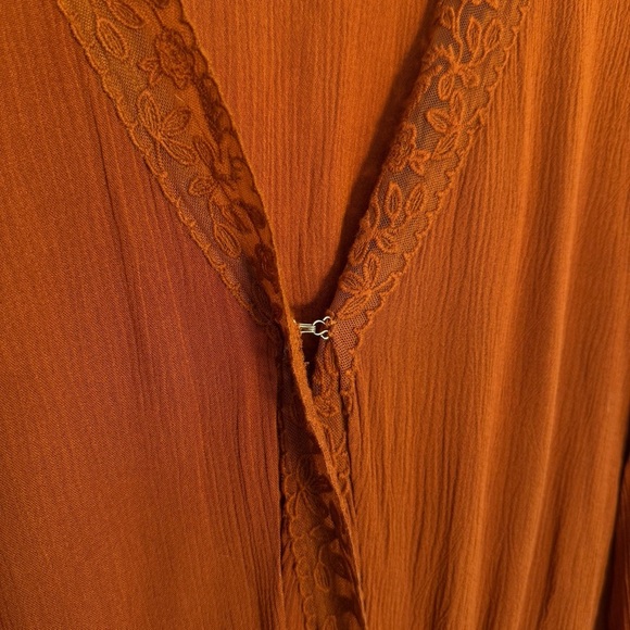 SELF♥️E Women’s Burnt Orange Wrap Blouse Size Medium - Picture 6 of 13
